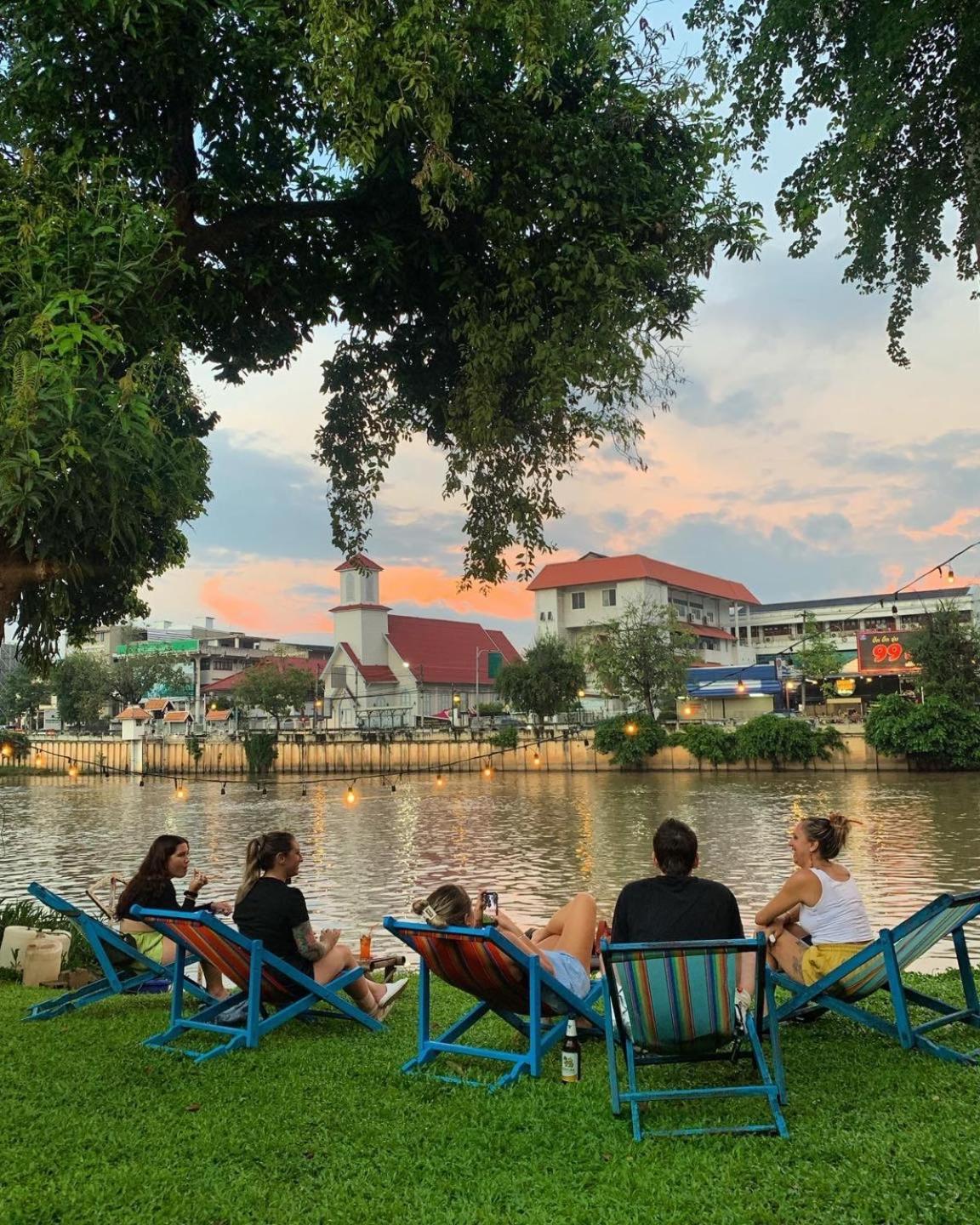 Ban Narai River Tempat Tidur & Sarapan